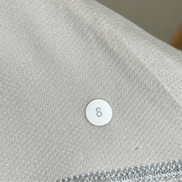 Lululemon Hustle and Bustle Tank Top - Picture 3 of 5